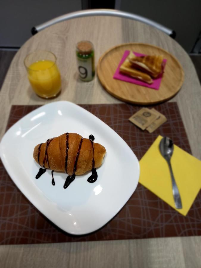 B&B Km 198 - Letto E Colazione 索巴拉 外观 照片